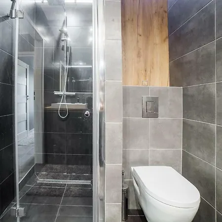 Glow Apartments, Szczecinska *