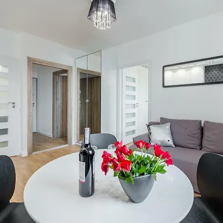 아파트 Glow Apartments, Szczecinska 그단스크